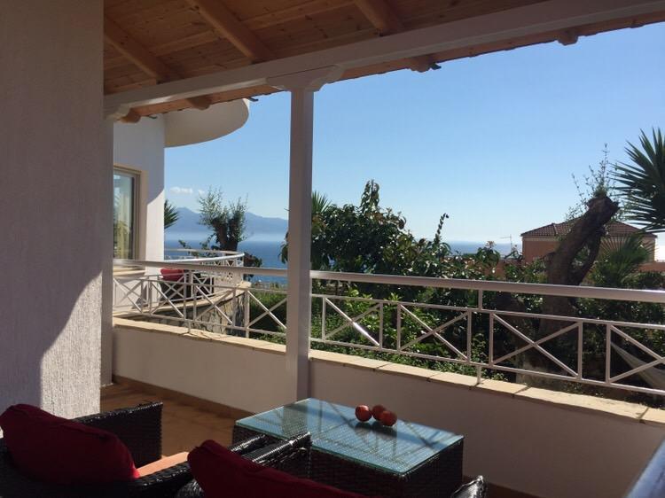 Apartments On The Beach Sarande Bagian luar foto