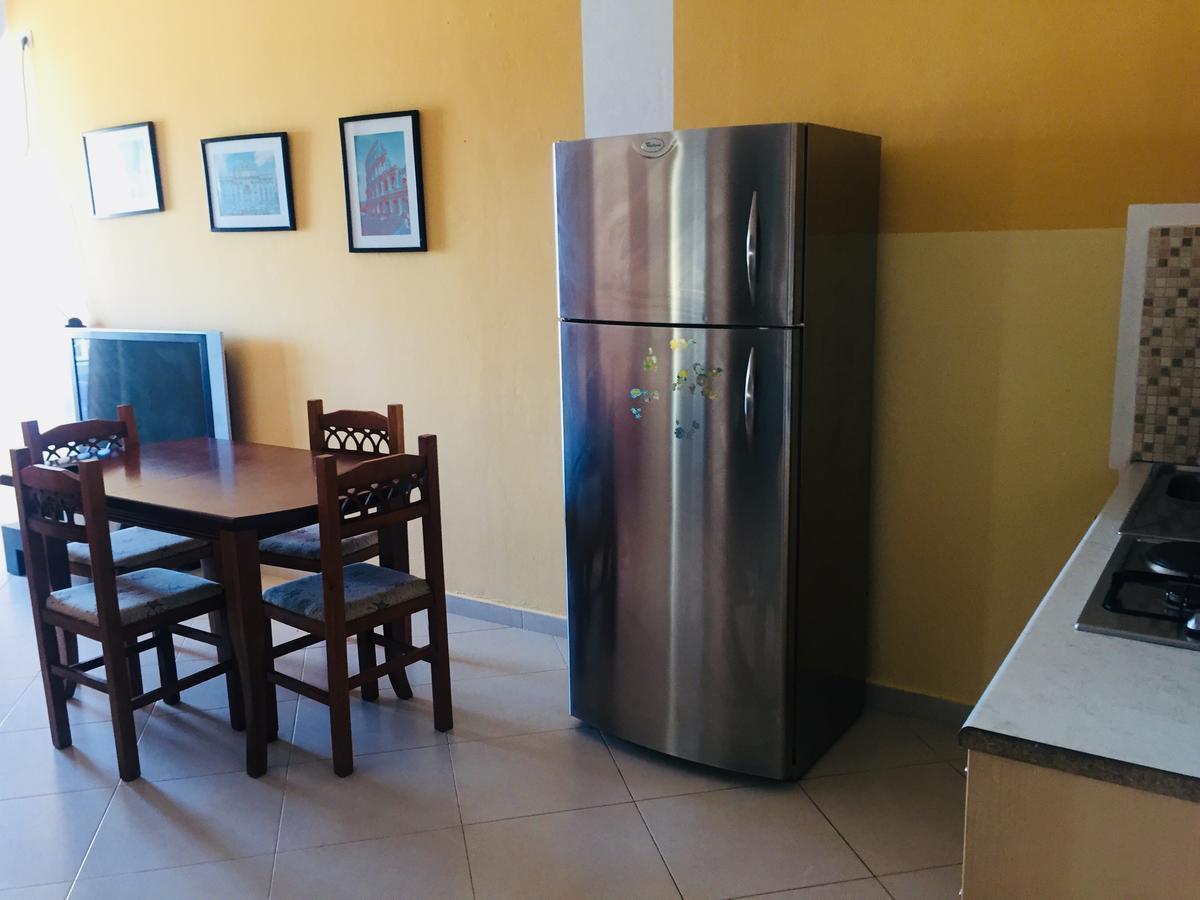 Apartments On The Beach Sarande Bagian luar foto