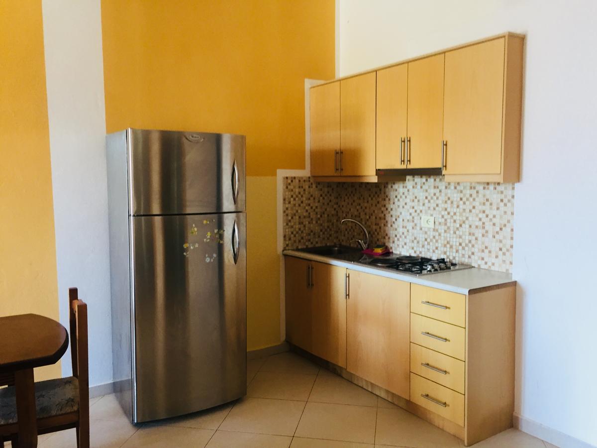 Apartments On The Beach Sarande Bagian luar foto
