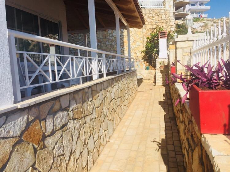 Apartments On The Beach Sarande Bagian luar foto