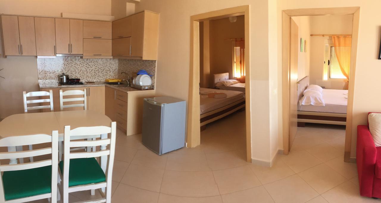 Apartments On The Beach Sarande Bagian luar foto