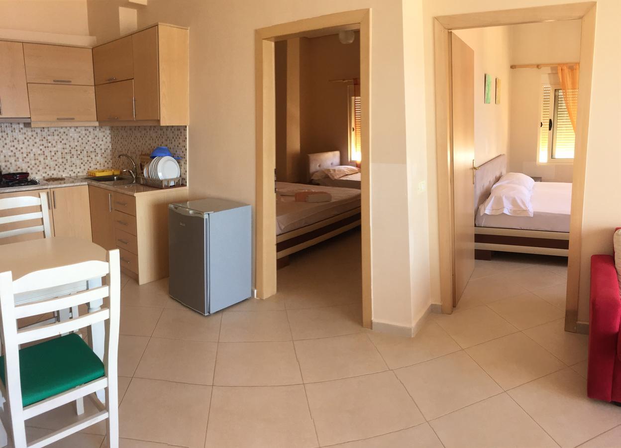 Apartments On The Beach Sarande Bagian luar foto