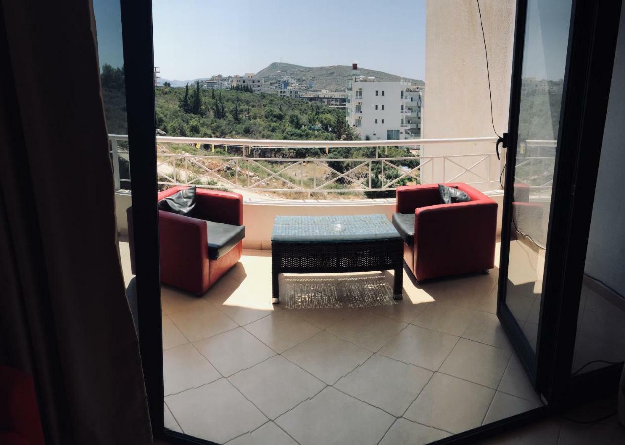Apartments On The Beach Sarande Bagian luar foto